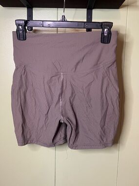 lululemon athletica Ribbed High-Waist Bike Shorts - Taupe